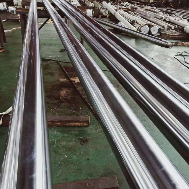Batang Piston Oksida Baja yang Dipadamkan dan Ditempa untuk Mesin Press Industri Umum Silinder Hidraulik Beban Sedang.