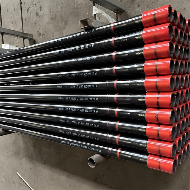 Tubo tondo in acciaio al carbonio senza saldatura laminato a caldo per la trasmissione generale di gasolio e acqua